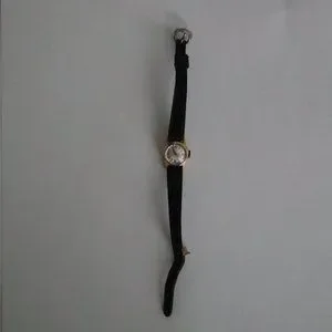 AXA INCABLOC 17 Jewels Ladies Windup Watch 0.750 Gold - 18 Karat 18K Solid Gold Vintage 1970s 17 Jewels Incabloc Chunky Brushed Gold Ladies  main image 4